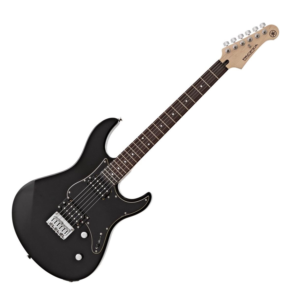 En bild på Yamaha Pacifica 120H Svart | Yamaha Pacifica 120H är din fint utformade biljett till roliga riffs och spännande toner. Lämplig för både nybörjare och erfarna spelare Yamaha är full av ljudpotential och inbjuder dig att ha kul när du spelar. Ett par Alnico V humbuckers ger en varm fyllig ton från strängarna. Med en coil tap-funktion kan du byta från förstärkningsrik distorsion av tung rock till själfull blues på ett ögonblick. Greppbrädan i rosenträ gör greppet till en mjuk fröjd och du kommer tycka att det är lätt att glida från grepp till grepp för komplexa melodier eller solon. Sammantaget erbjuder Pacifica 120H en fantastisk uppsättning ljud till ett lågt pris.