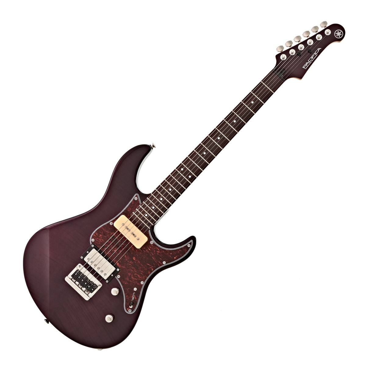 En bild på Yamaha Pacifica 611 HFM-elgitarr Trans Purple | Yamaha Pacifica 611-elgitarren matchar vintage vibe med modern funktionalitet. Alkroppen som har en fernissa i flammig lönn producerar balanserade toner med klara diskanter. Custom V och P90 pickup-mixningen är perfekt för klassiska blues- och rock n roll-stilar tack vare dess höga effekt. Den klassiska dubbel cutaway-formen är perfekt för att röra dina händer över hela greppbrädan. Denna modell har en transparent lila finish för ett modernt utseende.