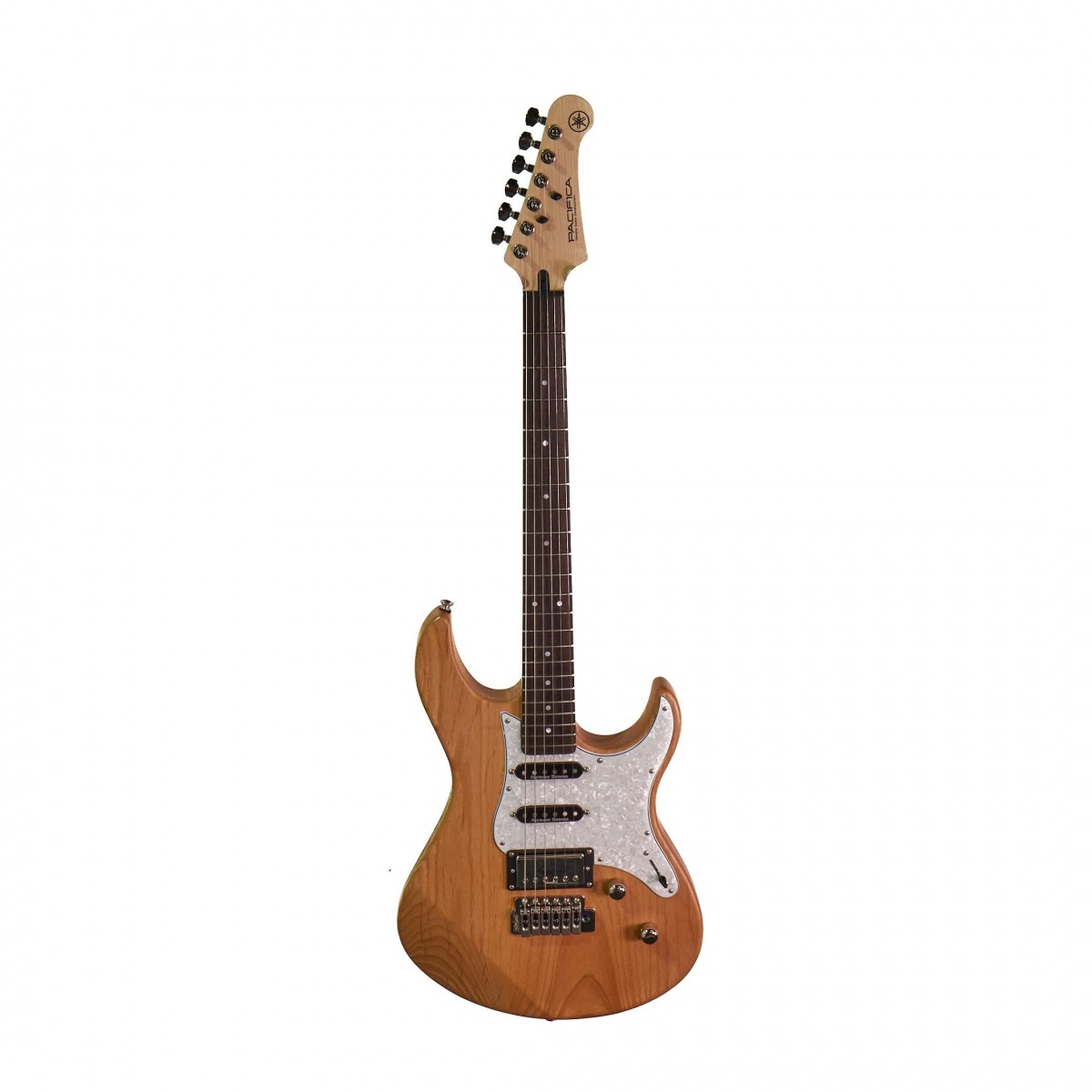 En bild på Yamaha Pacifica 612 VIIX Yellow Natural Satin | Stig åt sidan alla sämre gitarrer. Yamaha Pacifica 612 VIIFMX tar med dig på en musikalisk upptäcktsresa. Kombinationen med en Seymour Duncan humbucker och två Seymour Duncan single coils ger en enastående dynamisk ton. Gå från en fylligt tajt ton till en skarp ton i vintage-stil genom att koppla om på pickup-väljaren.   Men det finns mer. Utöver den vackra iögonfallande estetiken har 612 VIIFMX en blixtsnabb lönnhals och rosenträgreppbräda för bra sustain och fantastisk spelbarhet. Grover-låsande stämskruvarna underlättar också extremt tajt stämningsstabilitet så varje ton du spelar låter precis såsom du tänkt. Wilkinson VS50 Vibrato-stallet i världsklass ger dig samtidigt en chans att skapa svajande fantastiska gitarrlicks. Har du någonsin sett ett riffmuskedunder? Nu har du gjort precis det. Ex-Demo: Denna produkt kan vara ex-display ha mindre tecken på användning eller lätta ytliga skråmor och sakna icke-nödvändiga delar. Originallåda paketering eller manual kanske inte ingår. Varje föremål kontrolleras av vårt team av reparationstekniker för att försäkra att det möter våra höga standarder. Detta är en fantastisk möjlighet att köpa en fullt fungerande produkt till ett nedsatt pris.