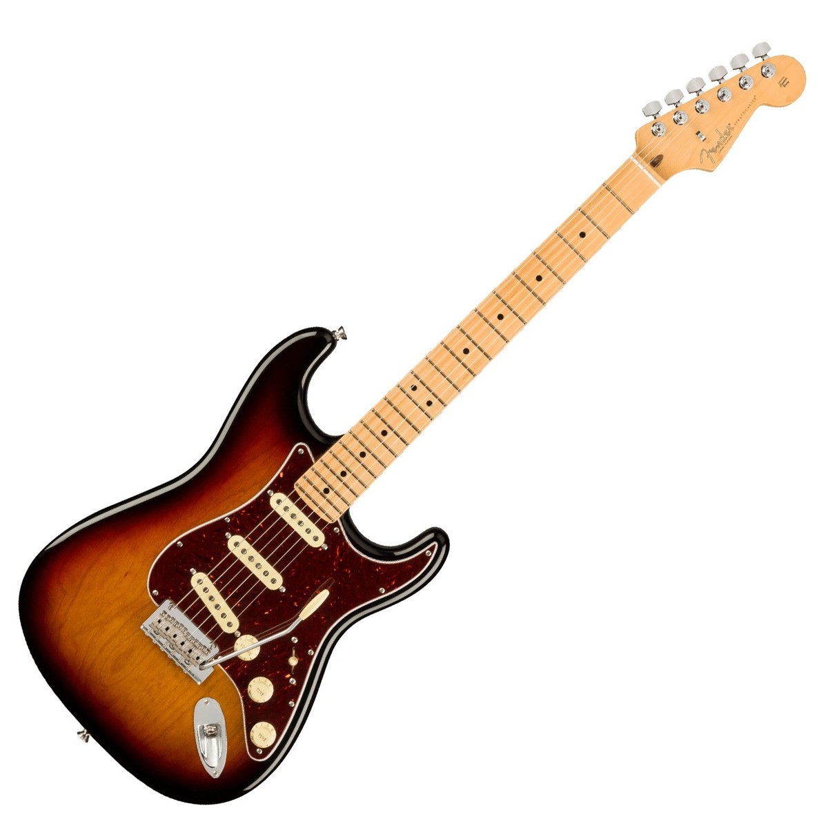 En bild på Fender American Pro II Stratocaster MN 3-Tone Sunburst | Ikonisk. Det finns helt enkelt inget annat sätt att beskriva Stratocastern. Den har gett nytt liv till musiken under flera decennier. Och det har blivit ett riktigt kraftverk för en mängd olika stilar. Alla kommer ju till Stratocaster eller hur? Så denna Fender American Pro II Stratocaster är här endast p.g.a. av en enda orsak. För att fortsätta arvet. Men den direkt igenkännliga Fender-stilen som får varje uppträdande och prestation att blomstra.   Sipprar ut klassisk karisma. Detta är en noggrant utformad Stratocaster. Fender har gjort allt för att säkerställa precision genomgående. Från V-Mod II-pickuperna till den populära djupa C-formade halsprofilen har Fender finjusterat varje detalj för att garantera ren prestanda och tidlös Fender-charm. Elegant beroendeframkallande spelbarhet som Stratocasters är kända för: din personliga spelstil får nytt liv Tack vare det nya two point synkroniserade svajstallet. Det är dags att måla fram din kreativitet på en tidsdefinierande palett - Stratocastern