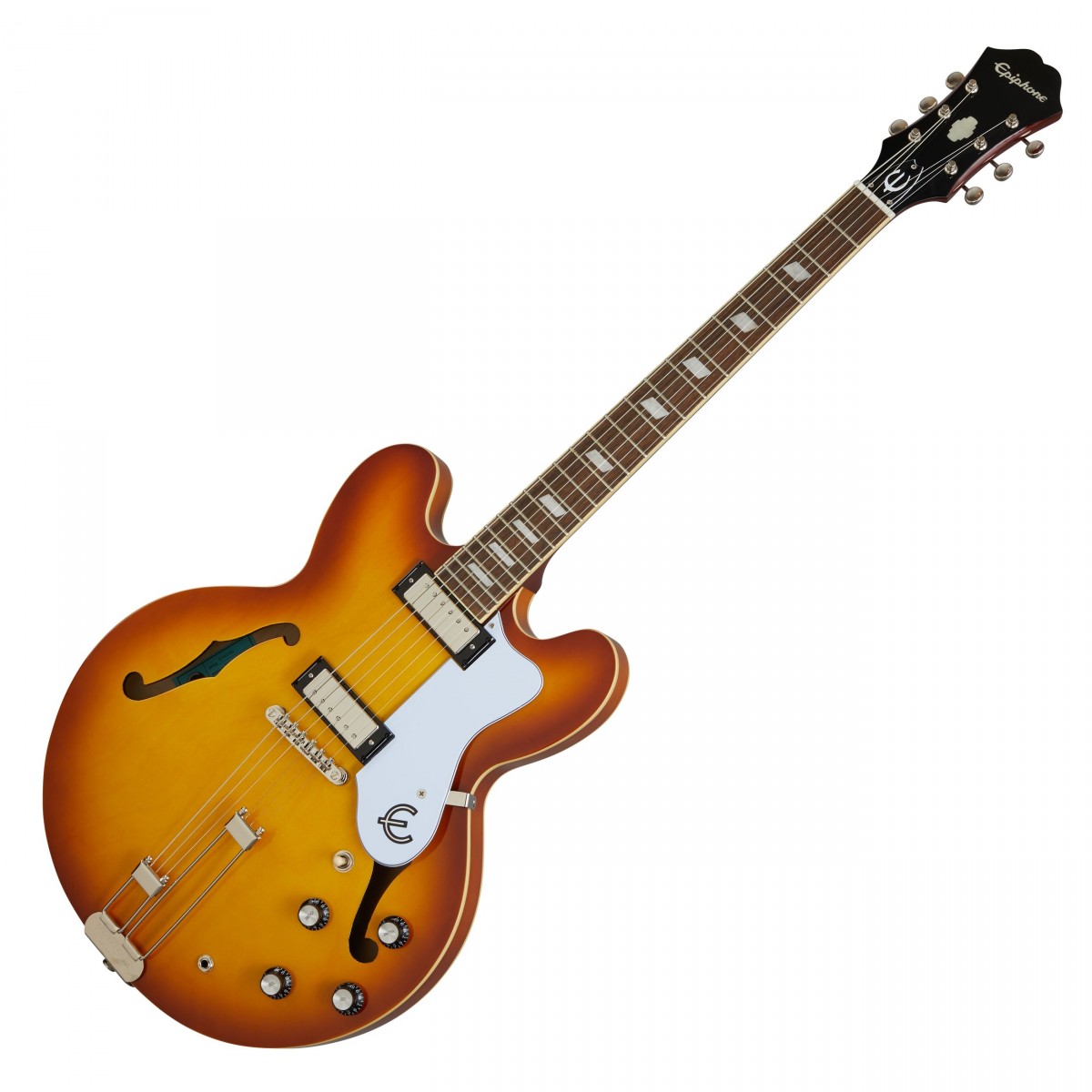 En bild på Epiphone Riviera Royal Tan | Upplev den ikoniska gitarren på 60-talet. Epiphone Riviera har återvänt. Med sin semi-ihåliga kropp som är lätt och bekväm att hålla och episka Epiphone PRO Mini Humbucker pickuper är det lätt att se varför Riviera gynnades av sådana som Velvet Undergrounds Lou Reed och The Strokes Nick Valensi. Den skiktade lönnkroppen ger en ljus och snygg ton perfekt för obefläckad artikulation medan den indiska laurelbrädan balanserar ut alla hårda frekvenser. Allt om denna gitarr har utformats för att projicera det ultimata ljudet och den enorma komforten när du spelar.   Epiphone Riviera har också ett LockTone Tune-O-Matic-system en robust och pålitlig stall som ger ditt ljud vacker hållbarhet. Lever mousserande definierade diskanter medan du skördar frukterna av en mahognyhals som injicerar din ton med artikulation av de lägre frekvenserna. Resultatet av sådana noggrant designade funktioner? En gitarr som är perfekt för att spela blues och påminna om det klassiska 60-talsljudet.