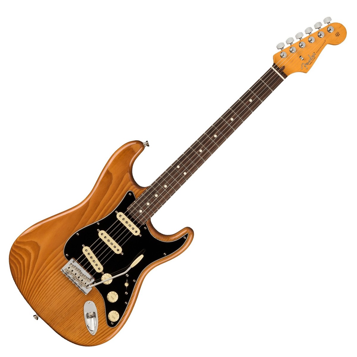 En bild på Fender American Pro II Stratocaster RW Roasted Pine | Ikonisk. Det finns helt enkelt inget annat sätt att beskriva Stratocastern. Den har gett nytt liv till musiken under flera decennier. Och det har blivit ett riktigt kraftverk för en mängd olika stilar. Alla kommer ju till Stratocaster eller hur? Så denna Fender American Pro II Stratocaster är här endast p.g.a. av en enda orsak. För att fortsätta arvet. Men den direkt igenkännliga Fender-stilen som får varje uppträdande och prestation att blomstra.   Sipprar ut klassisk karisma. Detta är en noggrant utformad Stratocaster. Fender har gjort allt för att säkerställa precision genomgående. Från V-Mod II-pickuperna till den populära djupa C-formade halsprofilen har Fender finjusterat varje detalj för att garantera ren prestanda och tidlös Fender-charm. Elegant beroendeframkallande spelbarhet som Stratocasters är kända för: din personliga spelstil får nytt liv Tack vare det nya two point synkroniserade svajstallet. Det är dags att måla fram din kreativitet på en tidsdefinierande palett - Stratocastern